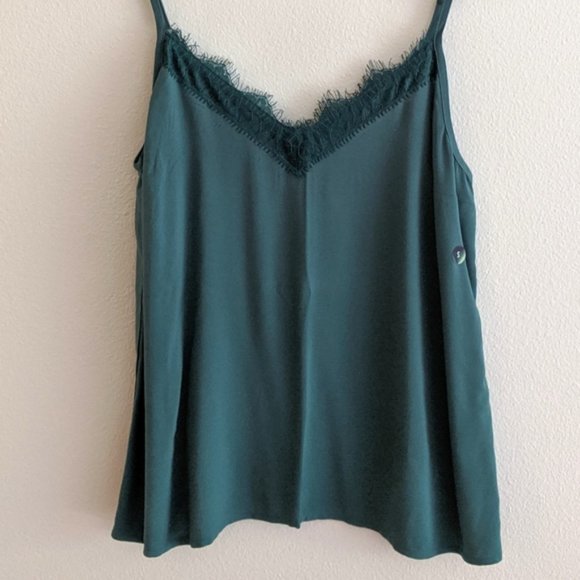NWT Abercrombie Teal Lace Trim Flowy Delicate Camisole Size Small S - Picture 4 of 4